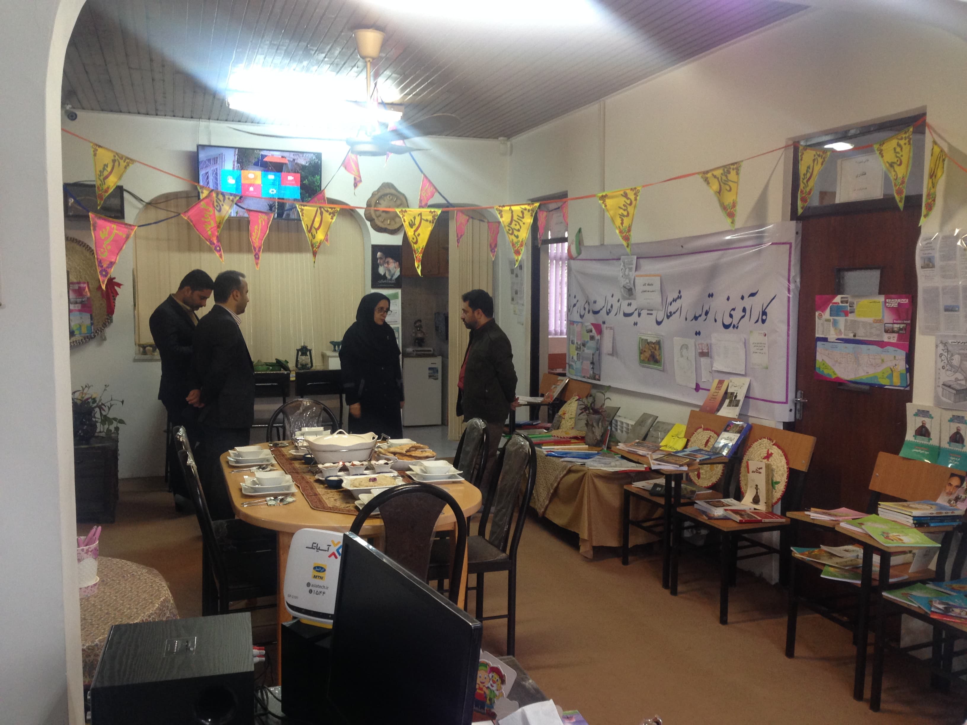 بازدید کارشناسان محترم اداره آموزش و پرورش بندر انزلی از هنرستان فردای علم مهر 1397