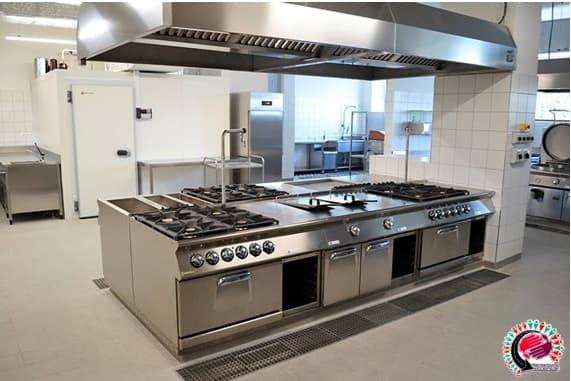 مراحل راه اندازی آشپزخانه بیرون بر (بخش اول)